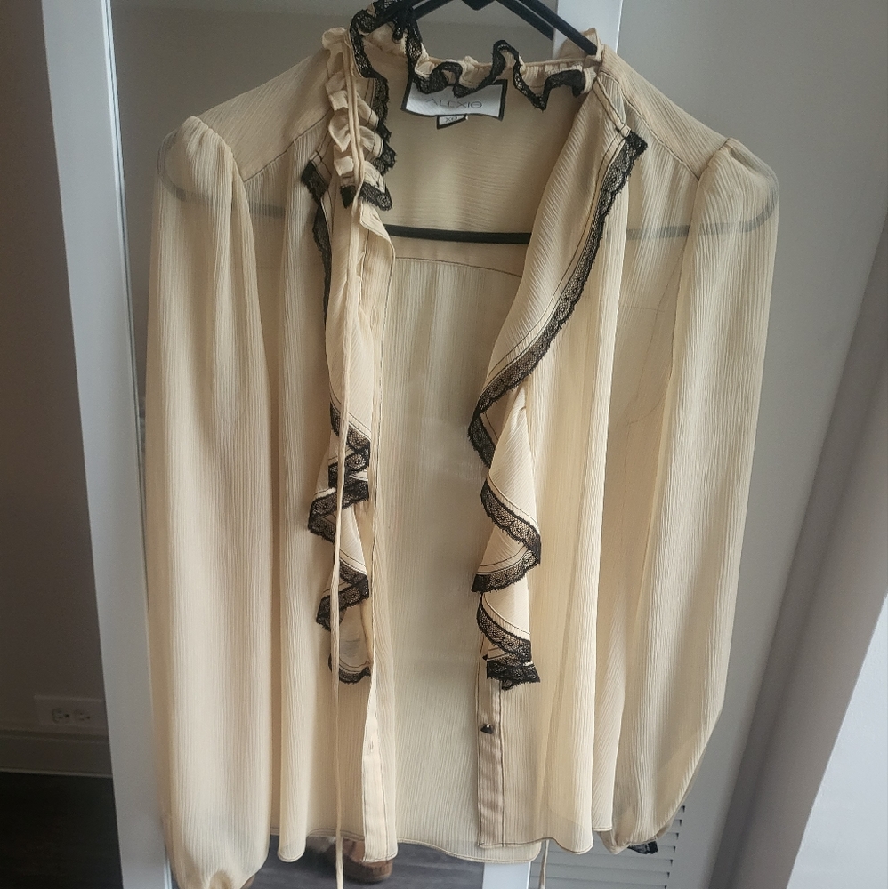 Alexis blouse